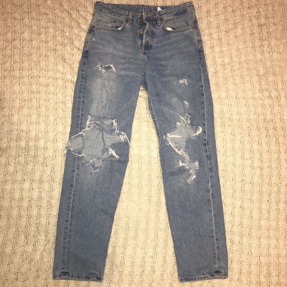 H&M Low Waist Distressed Jeans